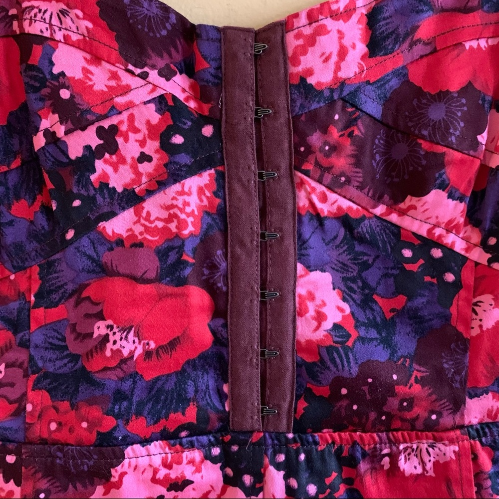 Free People Size 0, Peplum Floral print Tank Top. - Picture 4 of 13